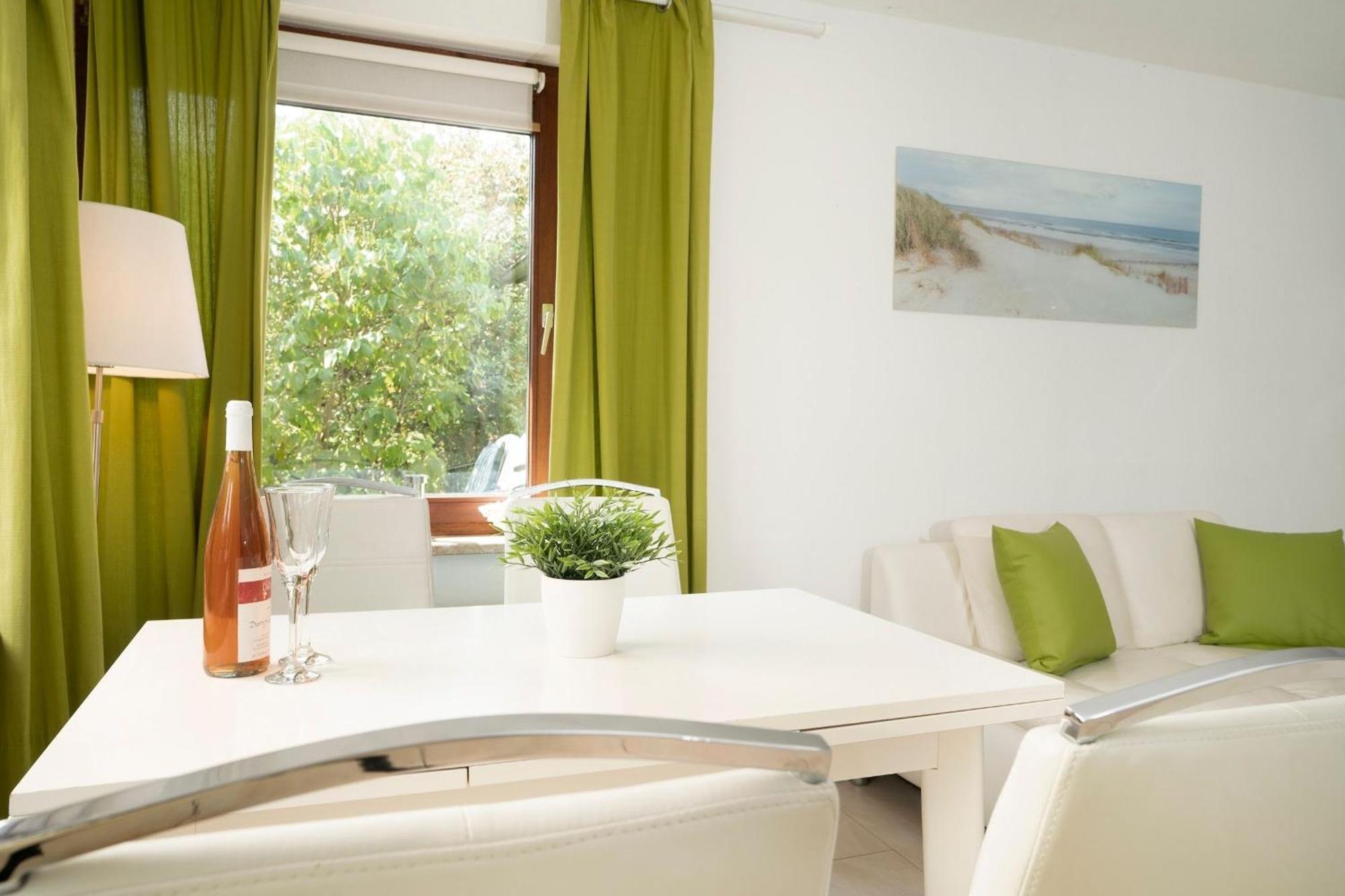 Zwergi Apartment Grömitz Екстериор снимка